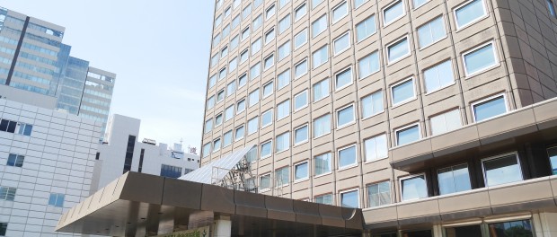 P1110404 札幌市役所外観